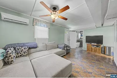114 Warhol Avenue, Mahwah, NJ 07430 - Photo 26