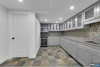 23 Hollybrook Road, Paramus, NJ 07652 - Photo 44