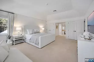 180 Tekening Dr, Tenafly, NJ 07670 - Photo 26