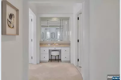 180 Tekening Drive, Tenafly, NJ 07670 - Photo 28