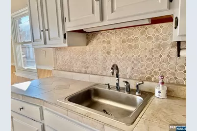 55 Schuyler 19 #19, North Arlington, NJ 07031 - Photo 4