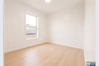 136 19th Avenue, Irvington, NJ 07111 - Photo 38