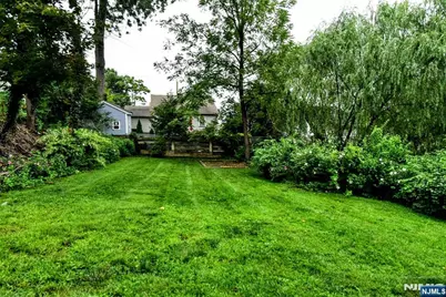 419 Madison Avenue, Hasbrouck Heights, NJ 07604 - Photo 24