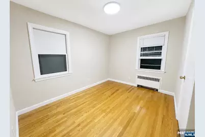 321 Roff Avenue 1 #1, Palisades Park, NJ 07650 - Photo 4