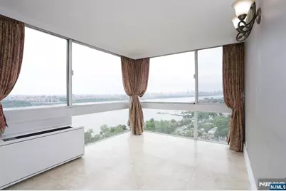 200 Old Palisade Road 15C #15C, Fort Lee, NJ 07024 - Photo 16