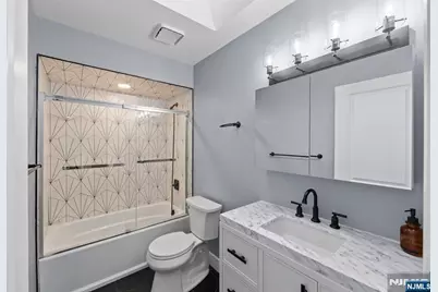 266 Grant Avenue A #A, Cliffside Park, NJ 07010 - Photo 12