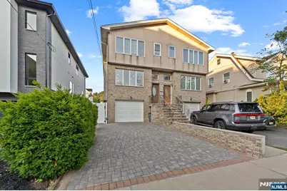266 Grant Avenue A #A, Cliffside Park, NJ 07010 - Photo 2