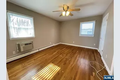 253 Parker Avenue, Hackensack, NJ 07601 - Photo 12