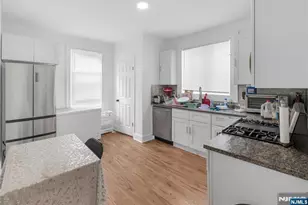 233 Clinton St, East Orange, NJ 07018 - Photo 38