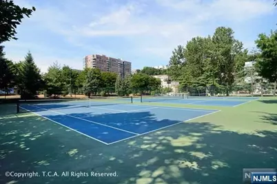 403B Nelson Court, Edgewater, NJ 07020 - Photo 24