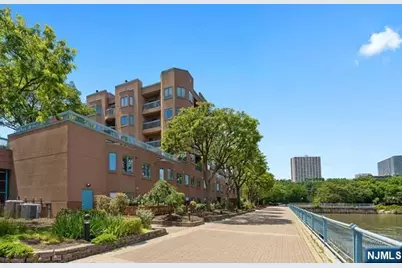 403B Nelson Court, Edgewater, NJ 07020 - Photo 20