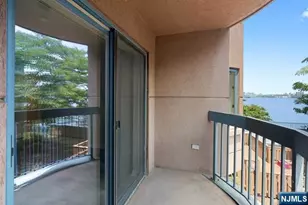 403B Nelson Ct, Edgewater, NJ 07020 - Photo 12