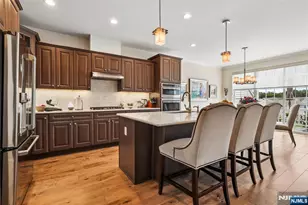 11 Hickory Ct, Cedar Grove, NJ 07009 - Photo 6