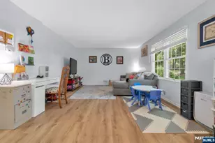 265 Collignon Way 1A, River Vale Township, NJ 07675 - Photo 8