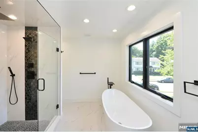 15 Wyckoff Terrace, Fair Lawn, NJ 07410 - Photo 28
