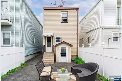 67 Marne Street, Newark, NJ 07105 - Photo 24