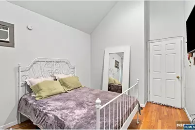 67 Marne Street, Newark, NJ 07105 - Photo 14