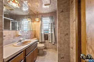 29 Miller St, Saddle Brook Township, NJ 07663 - Photo 6