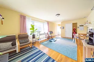 305 White Ave, Northvale, NJ 07647 - Photo 4