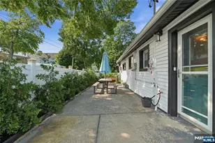106 Hillcrest Ave, Woodland Park, NJ 07424 - Photo 18