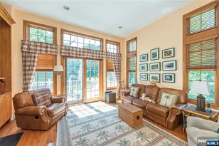 75 Schindler Way, Fairfield, NJ 07004 - Photo 10