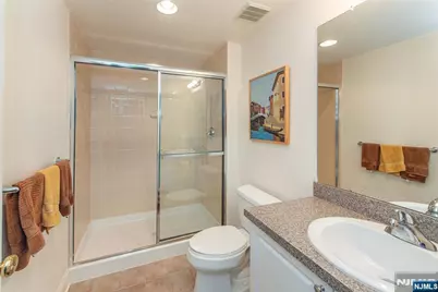 75 Schindler Way, Fairfield, NJ 07004 - Photo 32