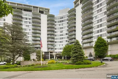 1 Claridge Drive 501 #501, Verona, NJ 07044 - Photo 8