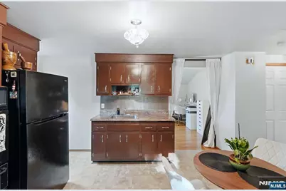 66 Ray Street, Elmwood Park, NJ 07407 - Photo 20