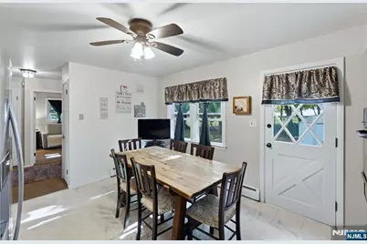 66 Ray Street, Elmwood Park, NJ 07407 - Photo 10