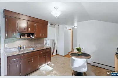 66 Ray Street, Elmwood Park, NJ 07407 - Photo 18