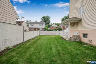 23 West Street 2, Elmwood Park, NJ 07407 - Photo 18
