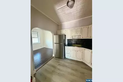 65 Westminster Place, Garfield, NJ 07026 - Photo 6