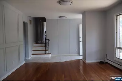 1032 Glen, Fort Lee, NJ 07047 - Photo 18