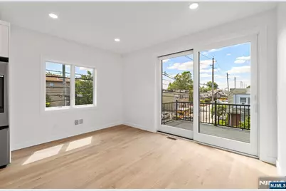 503 Saint Pauls Avenue, Cliffside Park, NJ 07010 - Photo 16