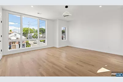 503 Saint Pauls Avenue, Cliffside Park, NJ 07010 - Photo 26
