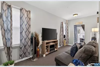 25 Hopper Street, Haledon, NJ 07508 - Photo 6