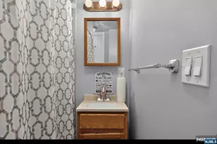 25 Hopper St, Haledon, NJ 07508 - Photo 12
