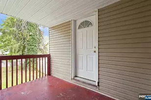 25 Hopper St, Haledon, NJ 07508 - Photo 2