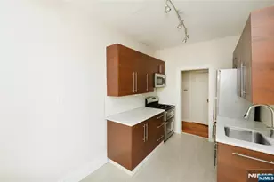 63 Sherman Pl D5, Jersey City, NJ 07307 - Photo 4