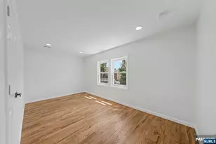 35 Wheeler St, Montclair, NJ 07042 - Photo 26