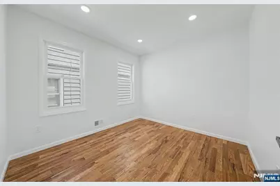 35 Wheeler Street, Montclair, NJ 07042 - Photo 20