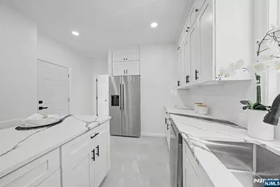 35 Wheeler Street, Montclair, NJ 07042 - Photo 12