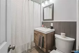 29 Henry St, Elmwood Park, NJ 07407 - Photo 8