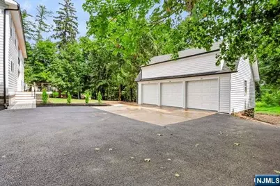276 Werimus Road, Woodcliff Lake, NJ 07677 - Photo 36