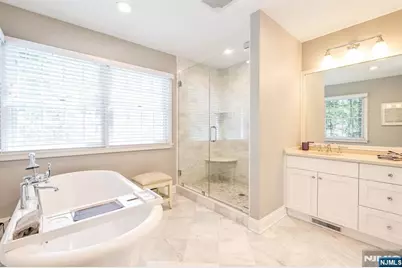 65 W Walnut Street, Mahwah, NJ 07430 - Photo 26