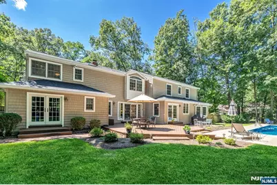 65 W Walnut Street, Mahwah, NJ 07430 - Photo 28