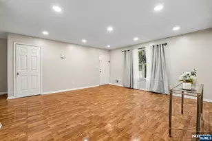 584 Thomas Blvd 5, East Orange, NJ 07017 - Photo 6
