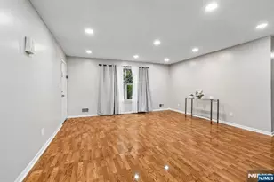 584 Thomas Blvd 5, East Orange, NJ 07017 - Photo 8