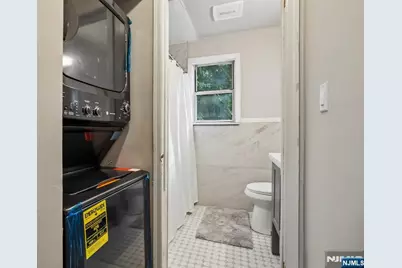 584 Thomas Boulevard 5 #5, East Orange, NJ 07017 - Photo 22