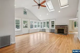 261 W Saddle River Rd, Upper Saddle River, NJ 07458 - Photo 16